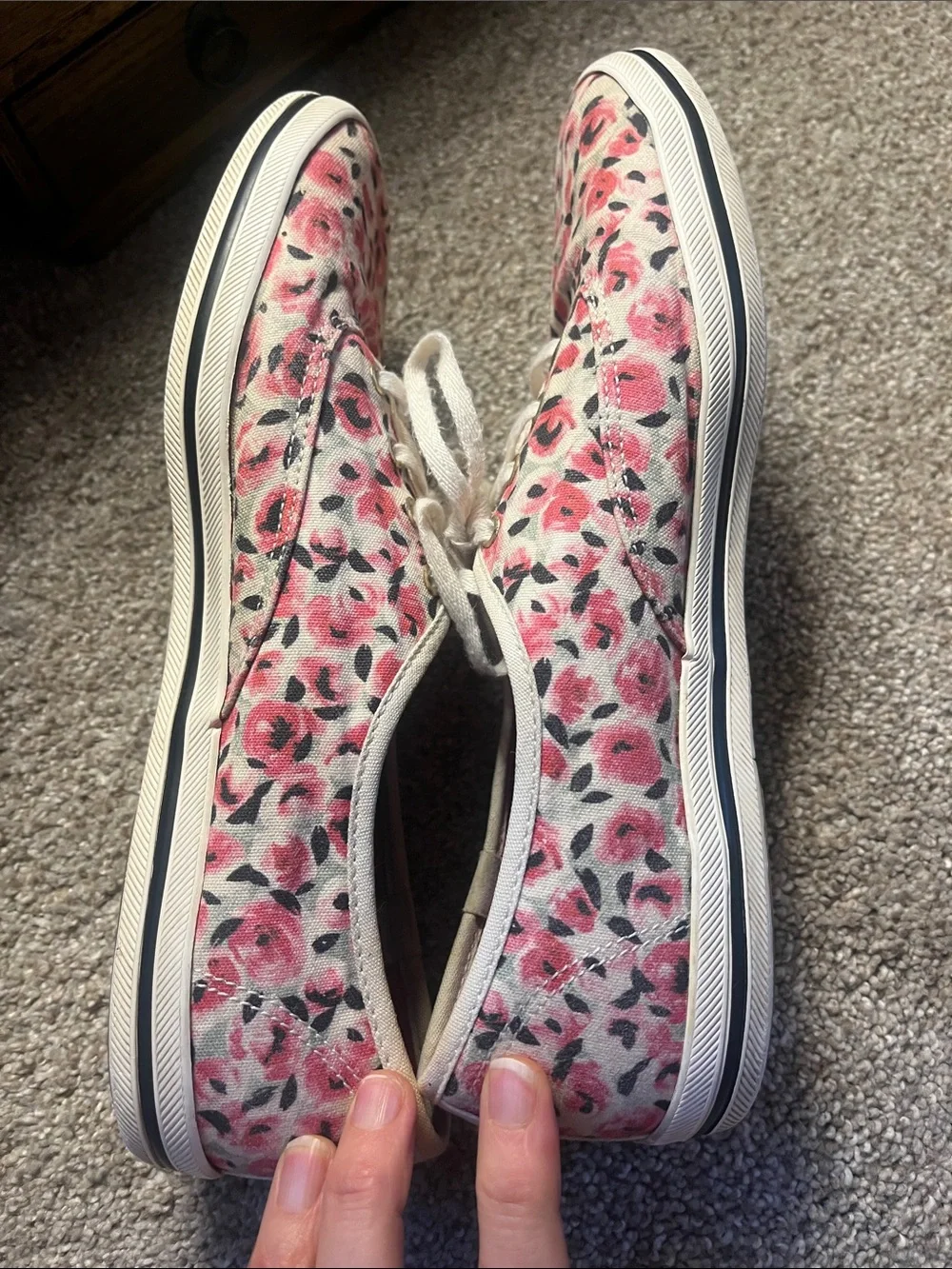 🌸🌸🌸kate spade X Keds sz9.5 Pink Roses Fair but Clean.